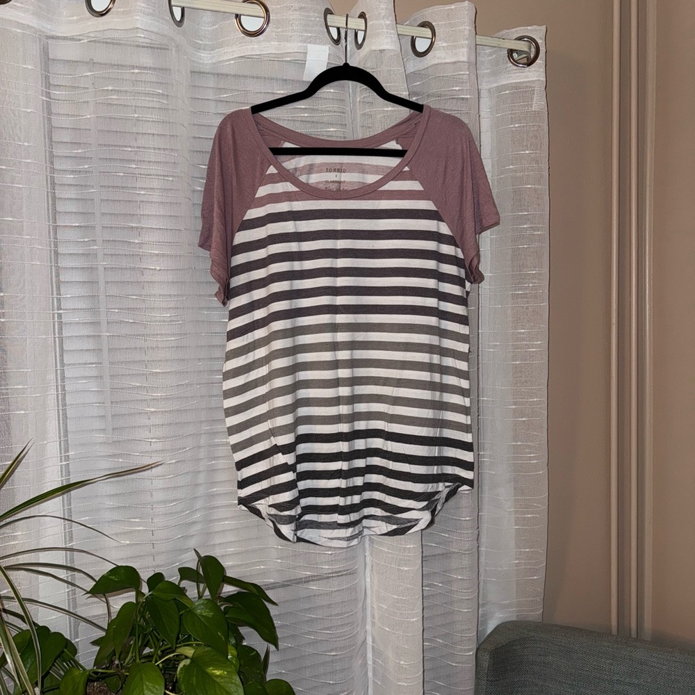 Torrid Mauve and Gray Striped Raglan Tee